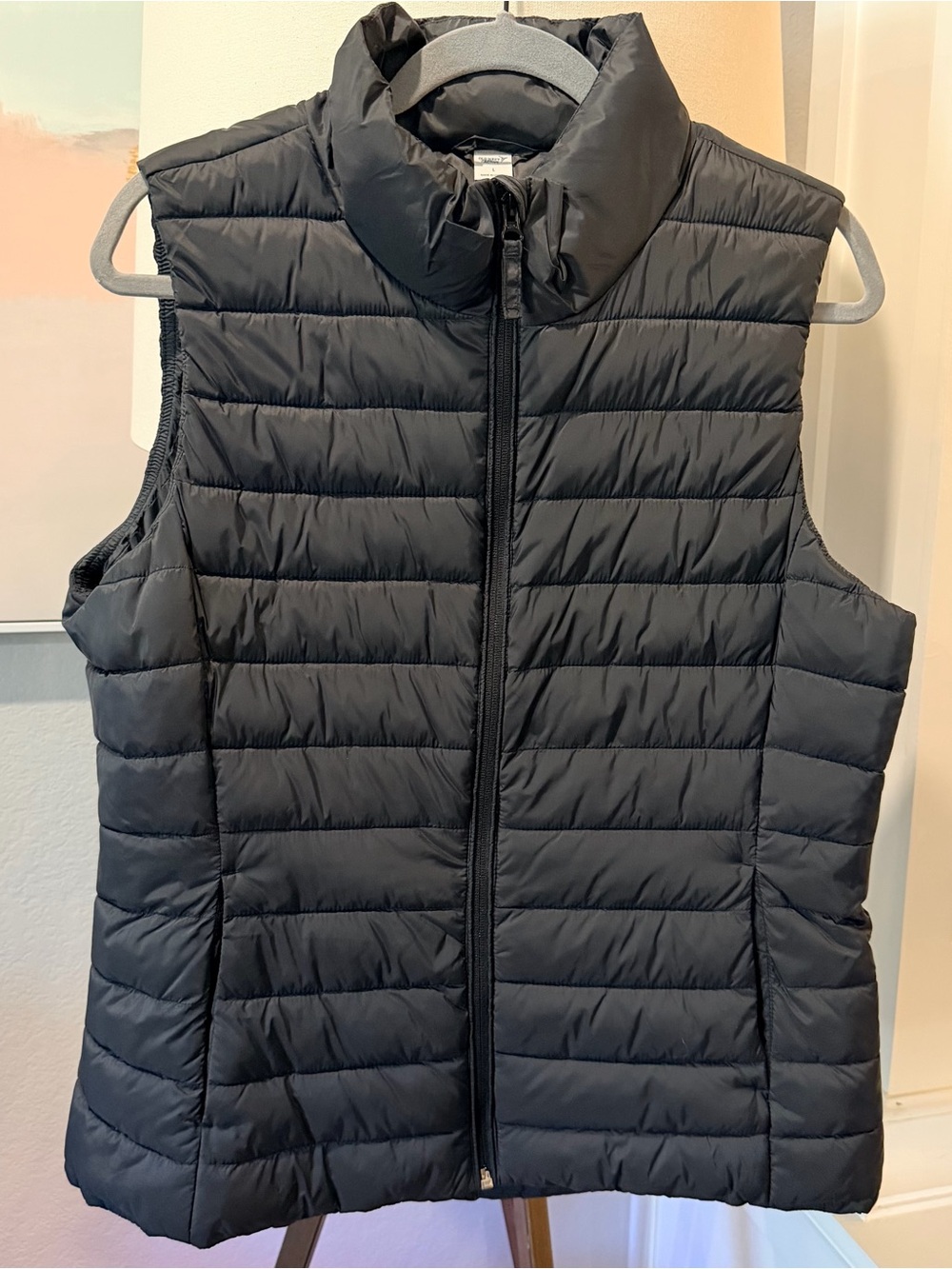 New, Never Worn Old Navy Black Quilted Puffer Vest